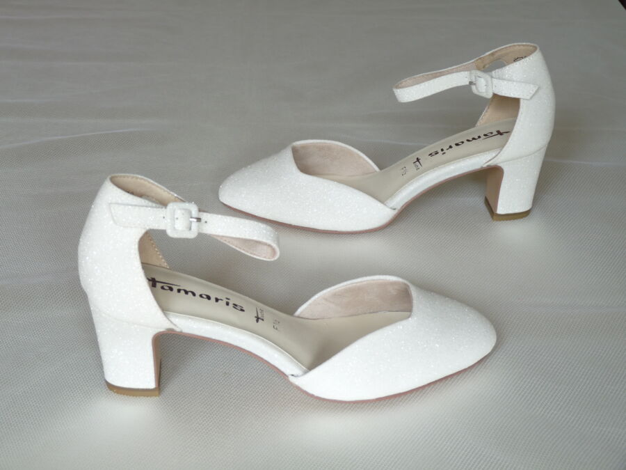 Kétrészes csillogós fehér színű menyasszonyi cipő