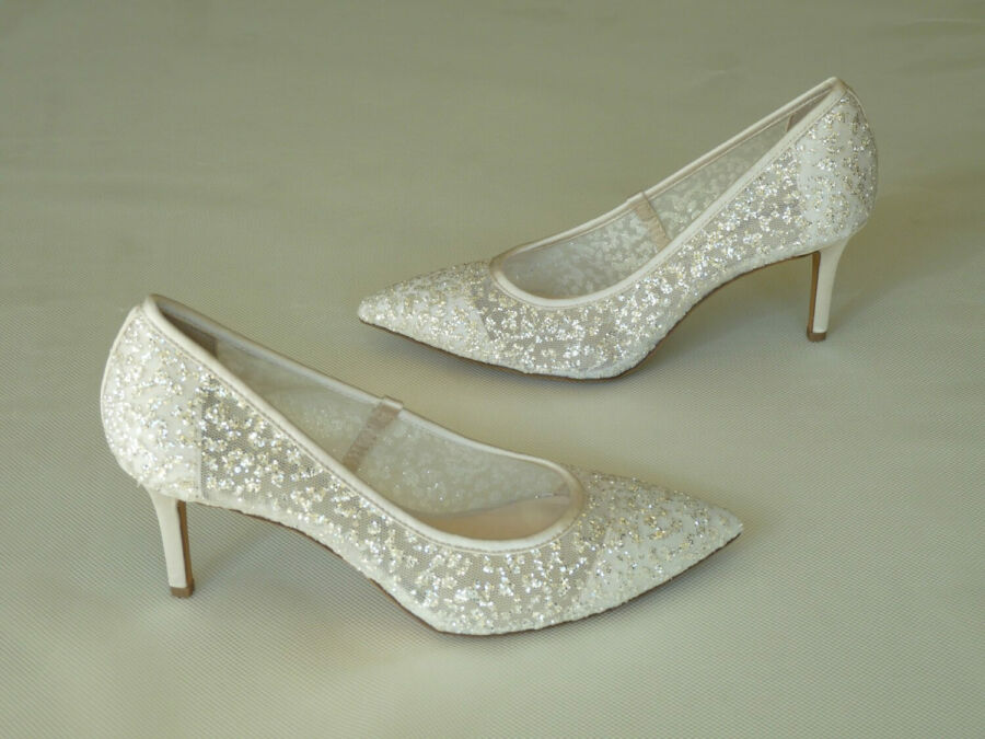 Csillogó menyasszonyi cipő