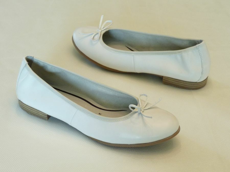 Lapos sarkú női esküvői cipő